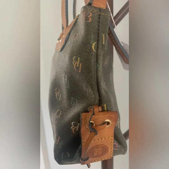 Dooney & Bourke Vintage Brown and Tan Signature Series Collection Shoulder Bag - Picture 4 of 16